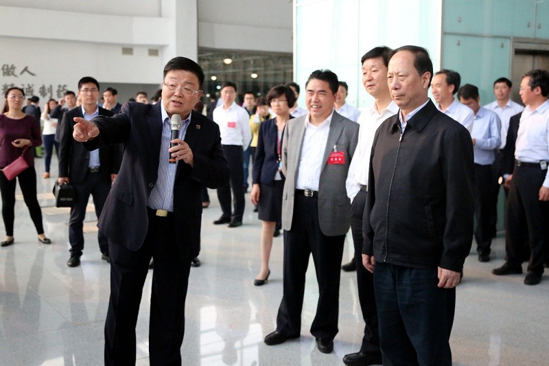 聚焦智能制造 助推产业升级——全省沿海工作会议与会领导莅临红桃国际调研
