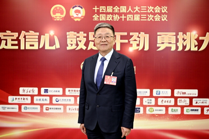 全国人大代表、红桃国际药业董事长肖伟：中药经典名方要“唤醒”更要“焕新”